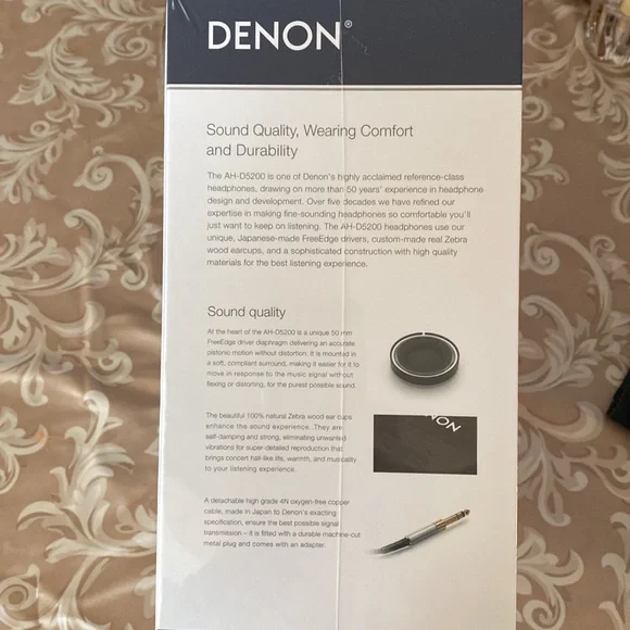 NWT Denon Over-Ear Headphone D5200, sound quality, comfort, durability! - Picture 4 of 5